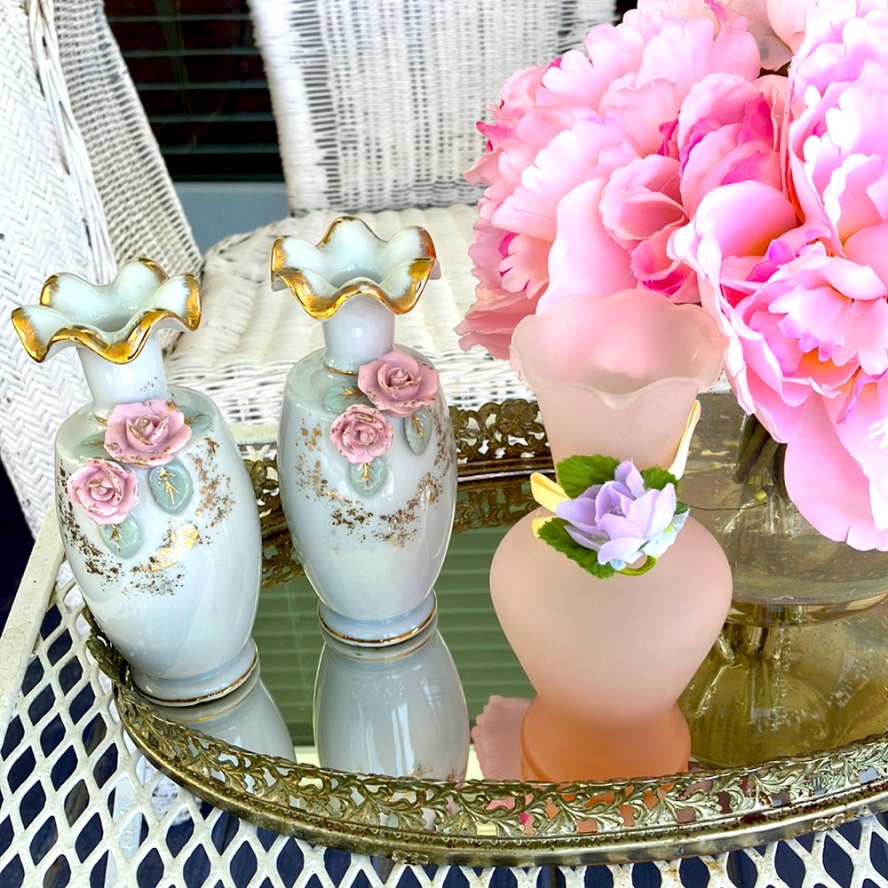 Vintage Porcelain & Frosted Glass Bud Vases